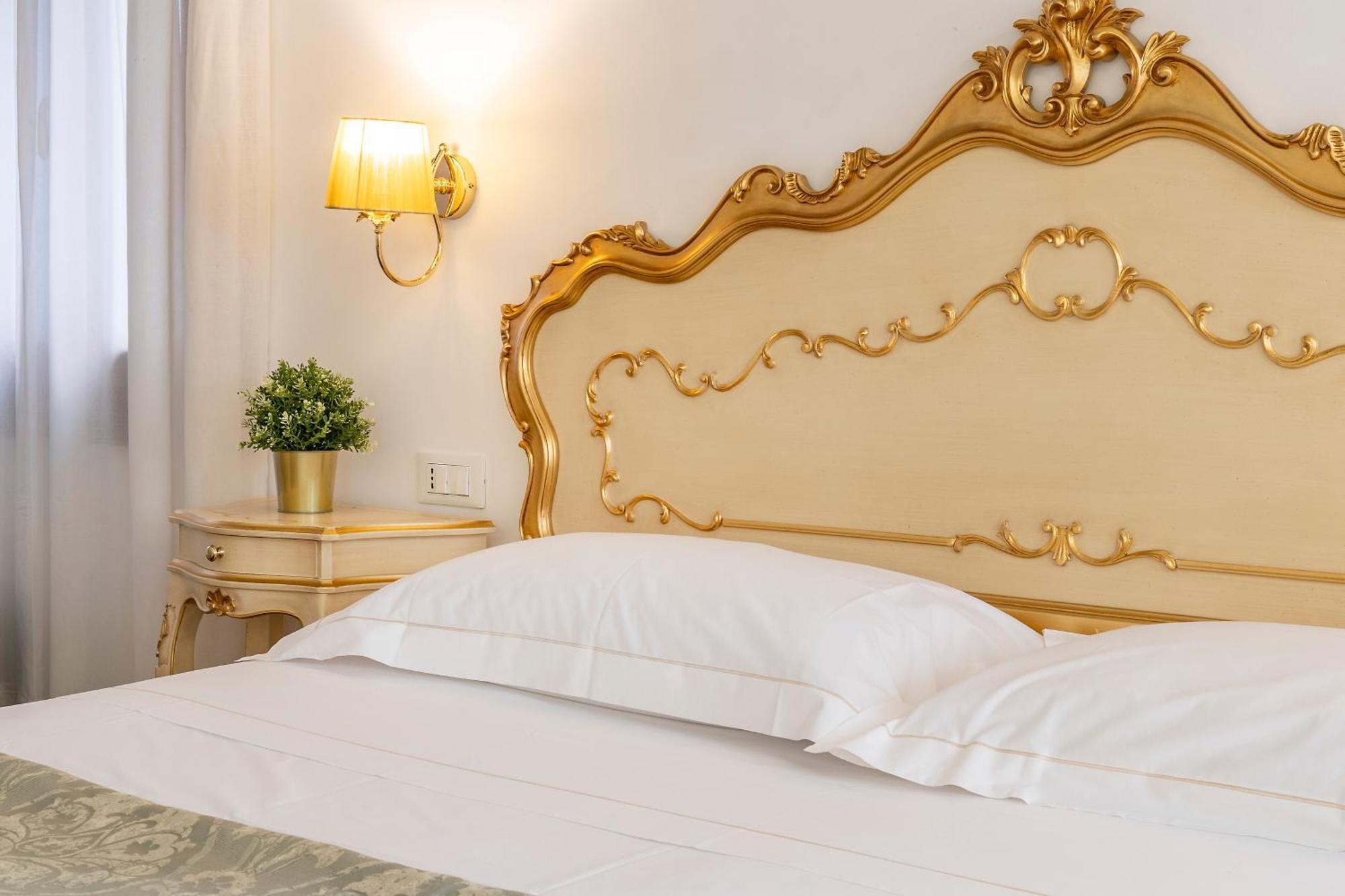 Casa Marsilli Hotel เวนิส ภายนอก รูปภาพ
